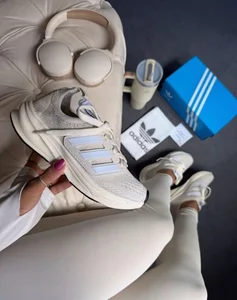 Foto de Adidas Ultraboost – Branco / Off-White
