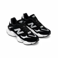 Miniatura de New Balance 9060 Preto e Branco