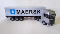 Miniatura de Miniatura Caminão Maersk Scania S730 Metal , Fricção. Luz E Som 1/50