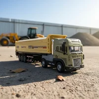 Miniatura de Miniatura Caminhão Carreta Graneleiro com Luz, Som e Fricção