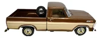 Miniatura de Miniatura California Classics Ford F-100 1970 1:24 - RICA EM DETALHES