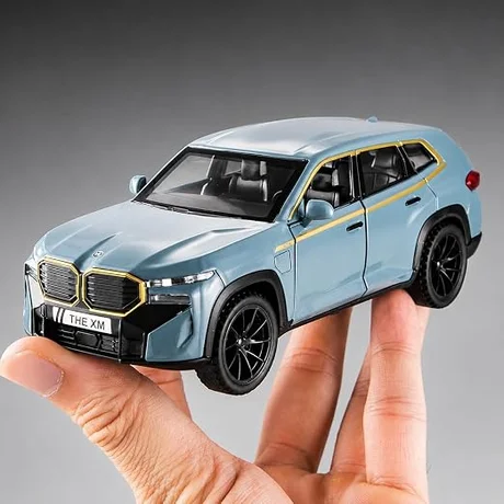 Foto de Modelo Bmw XM Na Escala 1/32, com Luz, Son e Fricção