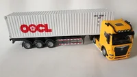 Miniatura de Miniatura Caminhão Diecast MERCEDES com Contêiner OOCL , Fricção, Som E Luz