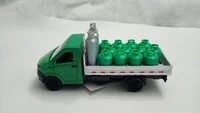 Miniatura de Miniatura Caminhão Iveco Fricção Carroceria com Carga ( GÁS P45 e P13)