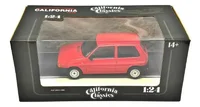 Miniatura de Miniatura Fiat Uno S 1985 Prata 1:24 California Classics - RICA EM DETALHES