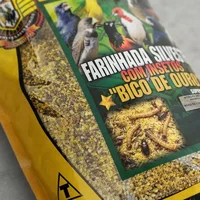 Miniatura de Farinhada Bico De Ouro C/ Insetos Premium Tal Pássaros 500 G