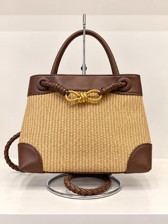 Foto de Bolsa Palha BTG